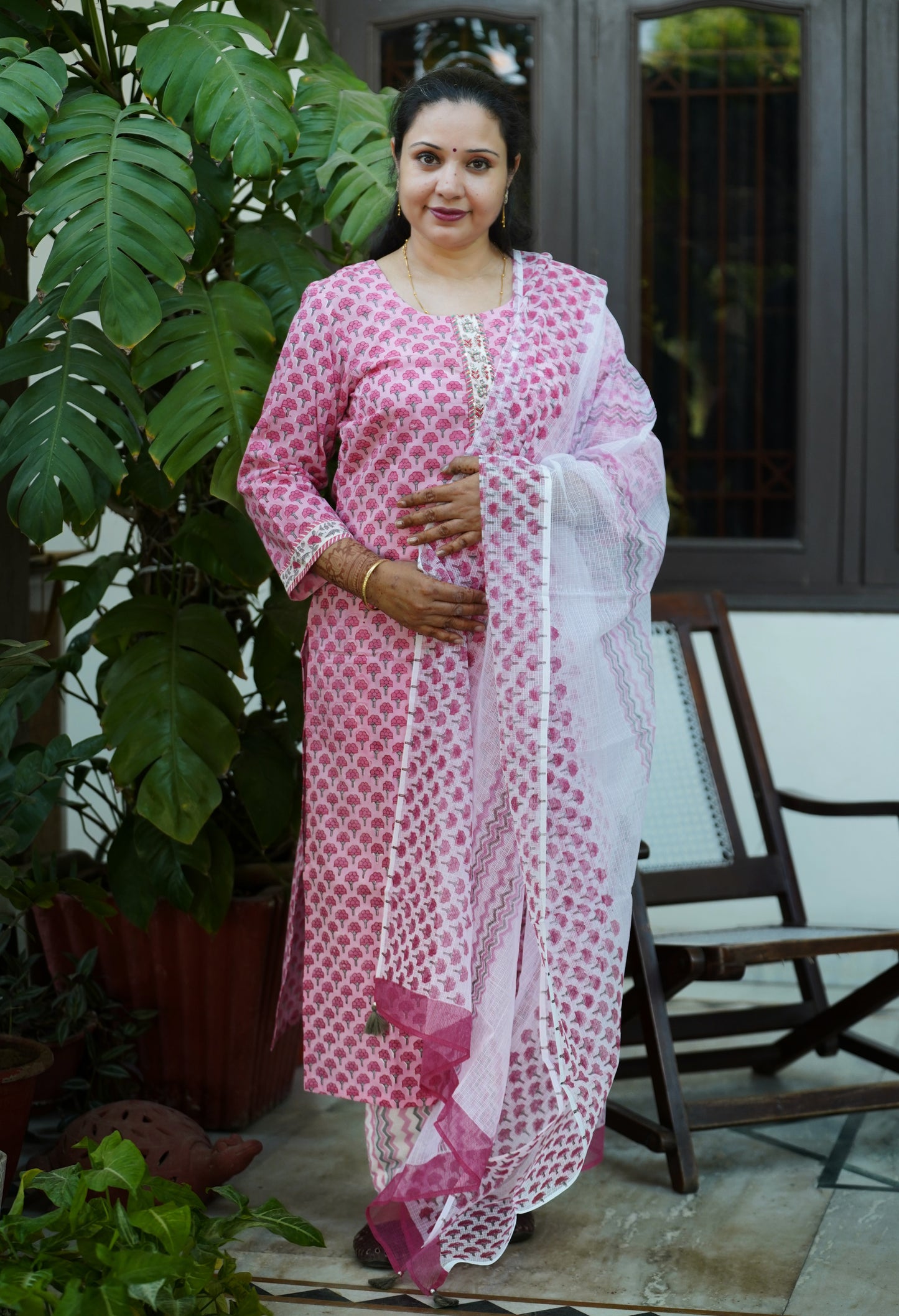 Mogra Pink Block Print Suit Set with Pants & Kota Dupatta – Delicate Floral Handcrafted Cotton Kurta with Zardozi Embellished Placket