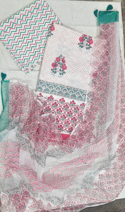 Resha Jaal – Cotton Dobby Kurta Set with Mughal Jaal Print & Aari Embroidery