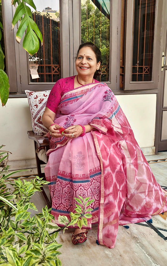Gulabi Syahi – Rose Pink & Berry Ombre Kota Doria Saree with Zari Border