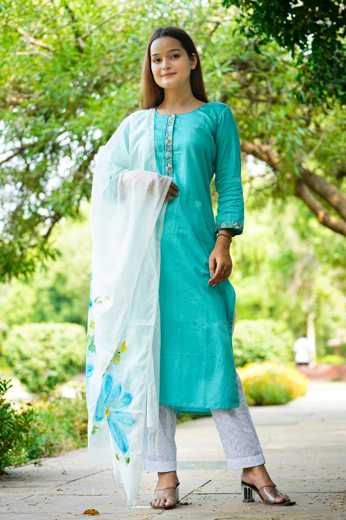 Blue Hand Painted Daisy Dupatta, Kurta and Pant Set