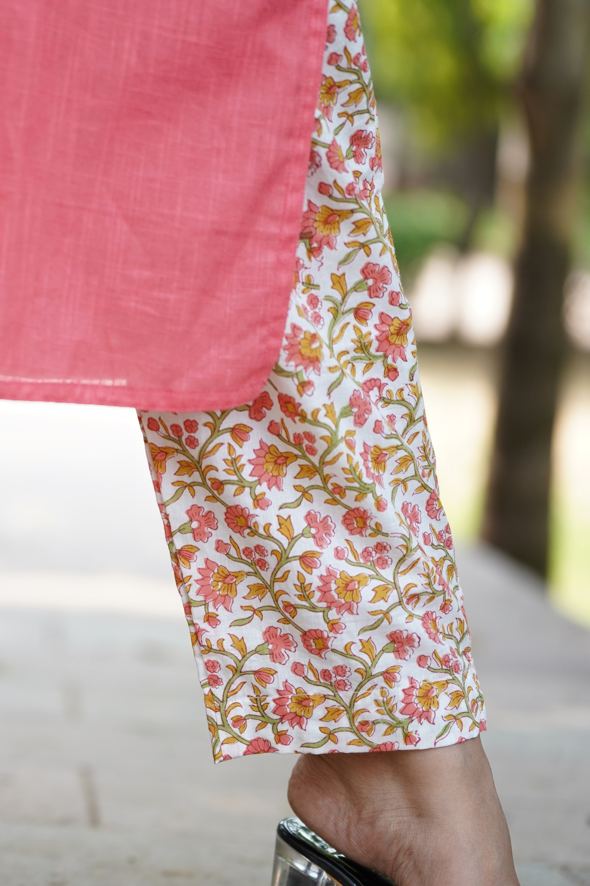 Olio Beauty Pure Cotton Printed Indigo Kurta Pant Set For Women Online –  Okhaistore